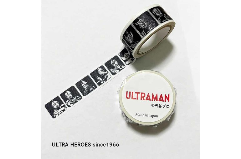 「トートバッグ ULTRA HEROES since1966」と「マスキングテープ」